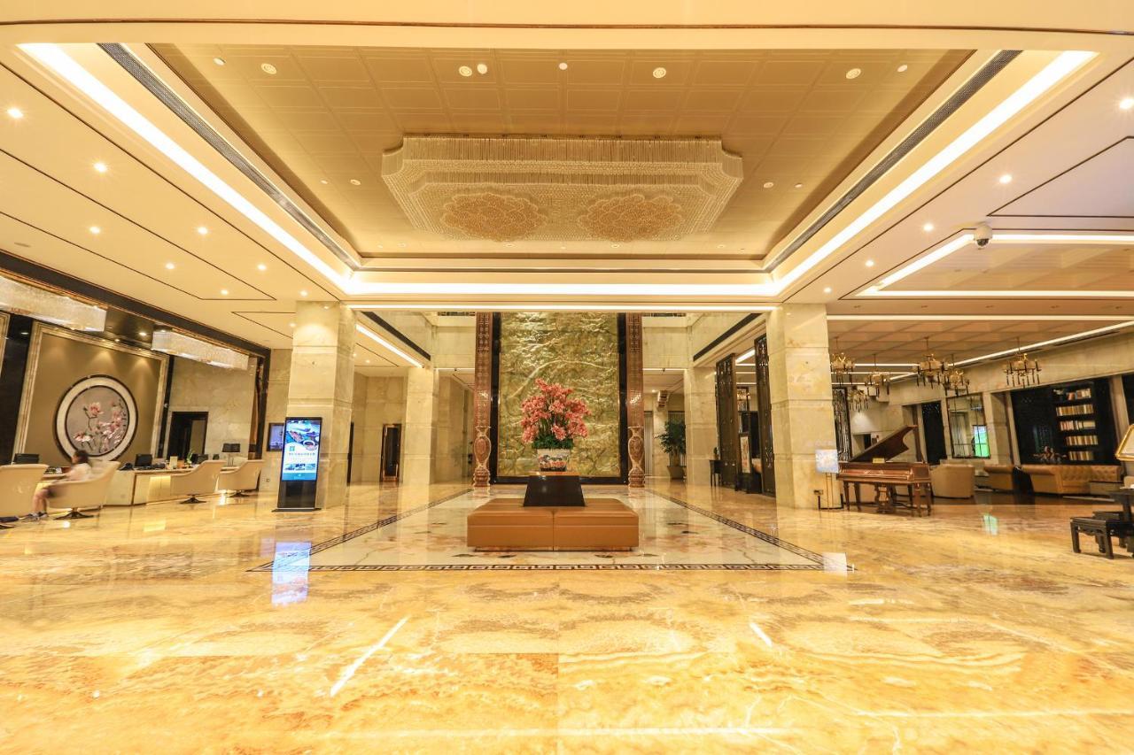 Royal Garden Hotel Shanghai-Free Shuttle To And From Disney & Pvg & Close Metro Line2 Easy To Sha New Expo Exteriér fotografie