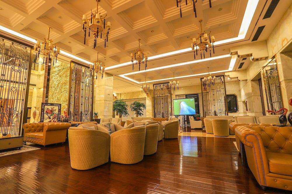 Royal Garden Hotel Shanghai-Free Shuttle To And From Disney & Pvg & Close Metro Line2 Easy To Sha New Expo Exteriér fotografie