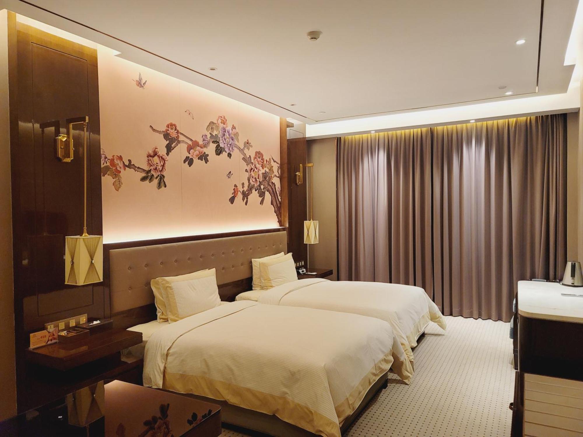 Royal Garden Hotel Shanghai-Free Shuttle To And From Disney & Pvg & Close Metro Line2 Easy To Sha New Expo Pokoj fotografie