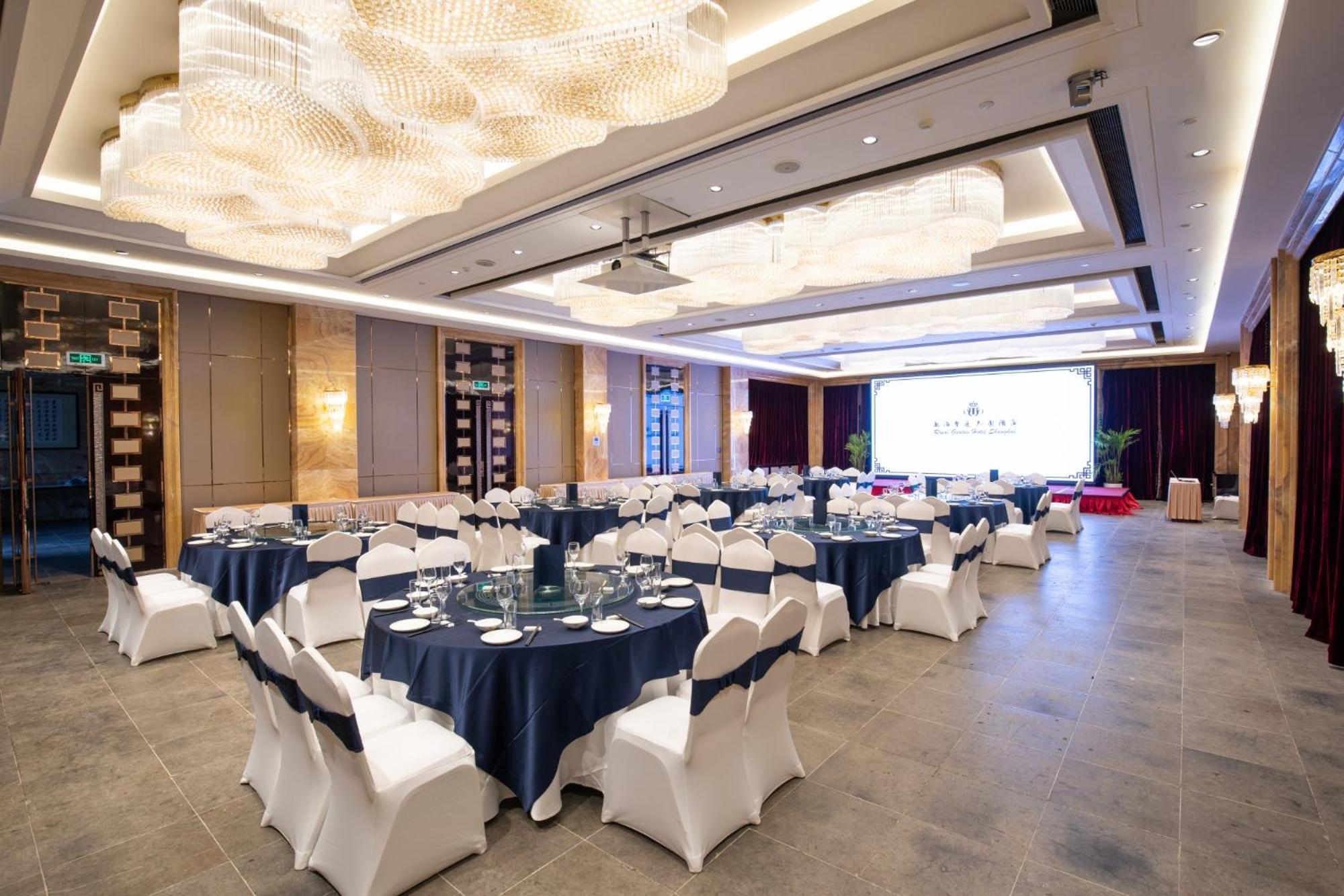 Royal Garden Hotel Shanghai-Free Shuttle To And From Disney & Pvg & Close Metro Line2 Easy To Sha New Expo Exteriér fotografie
