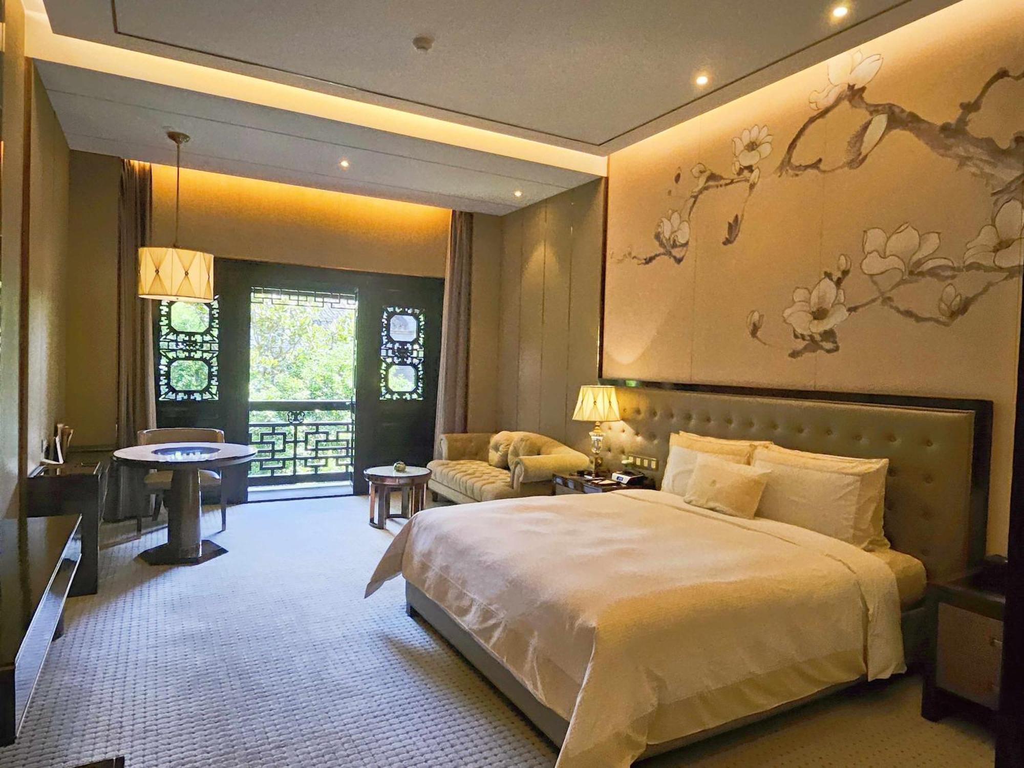 Royal Garden Hotel Shanghai-Free Shuttle To And From Disney & Pvg & Close Metro Line2 Easy To Sha New Expo Exteriér fotografie